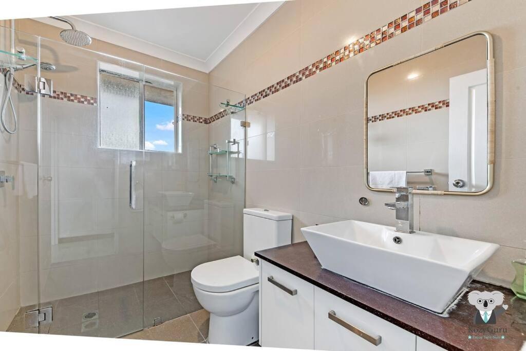 Apartment Campsie 2 Bed Spacious / Nca069 *