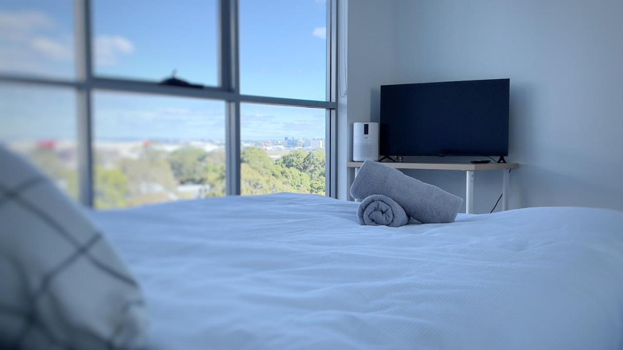 Master In Mascot Near Airport & Cbd *