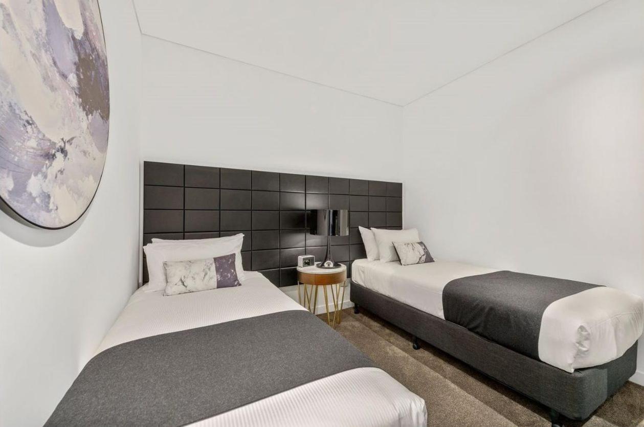 Chatswood Cbd 2br L Balcony L Parking L Office * Sydney