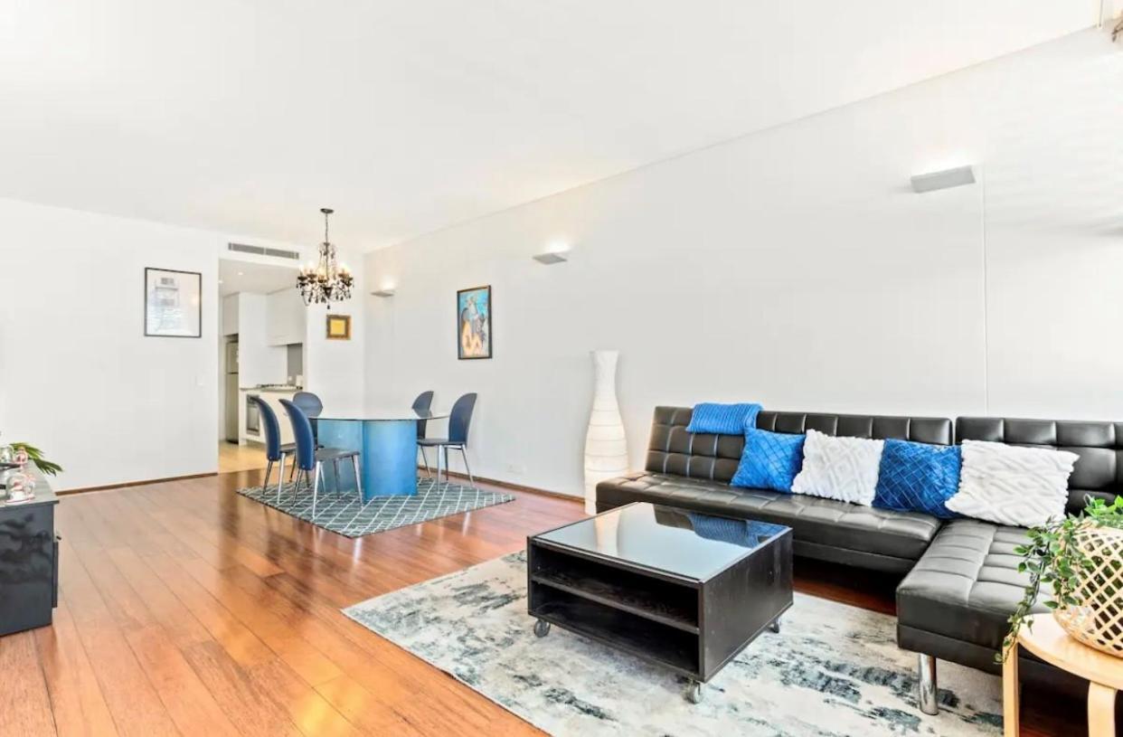 Beautiful 2-bed With Ocean Views Of Barangaroo Sidney