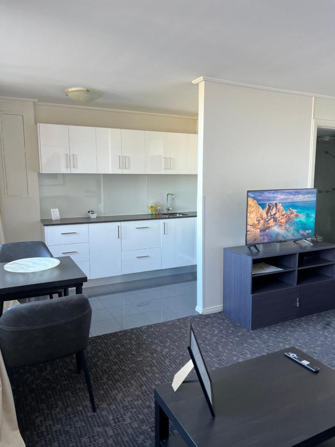 Prestige Hyde Park Studio Apartment *