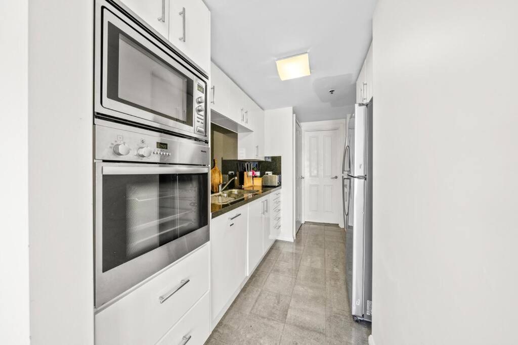 Apartment Glorious 3 Level Sub-penthouse Sydney