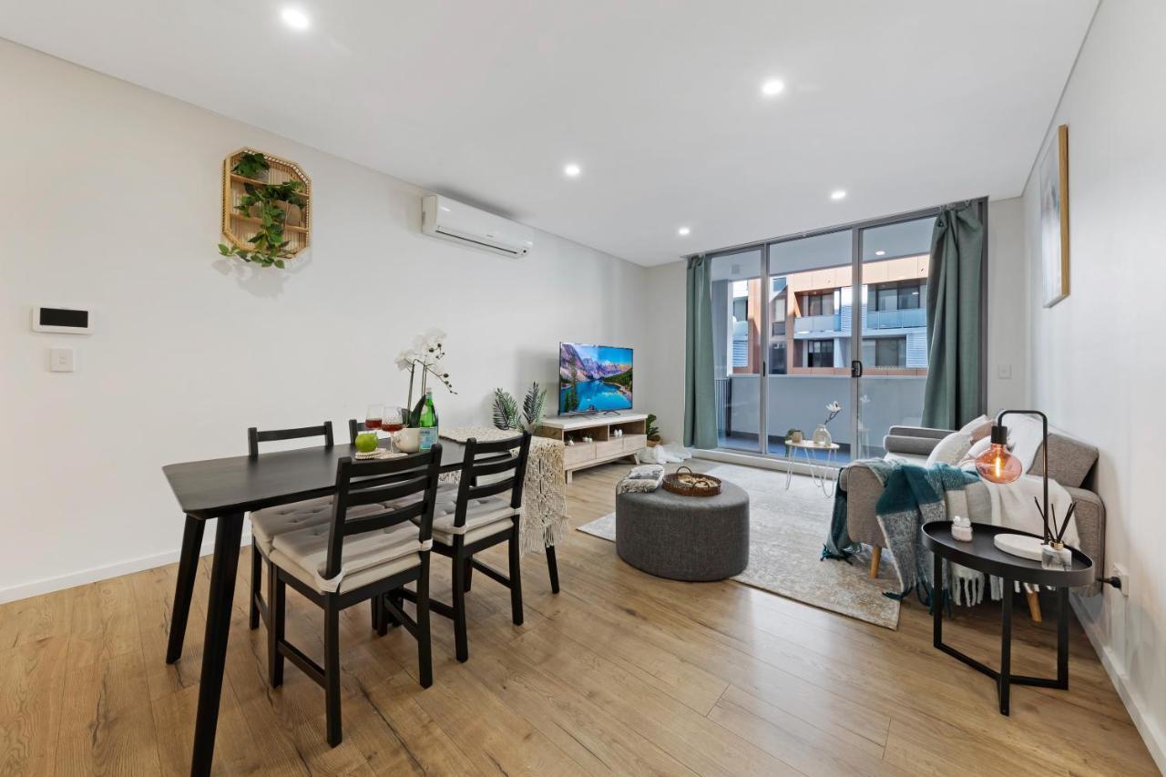 Entire In Wolli Creek Apartment Sydney