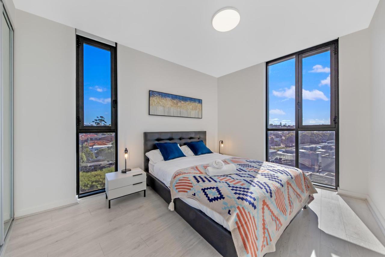 Fully Equipped In Rockdale Apartment *