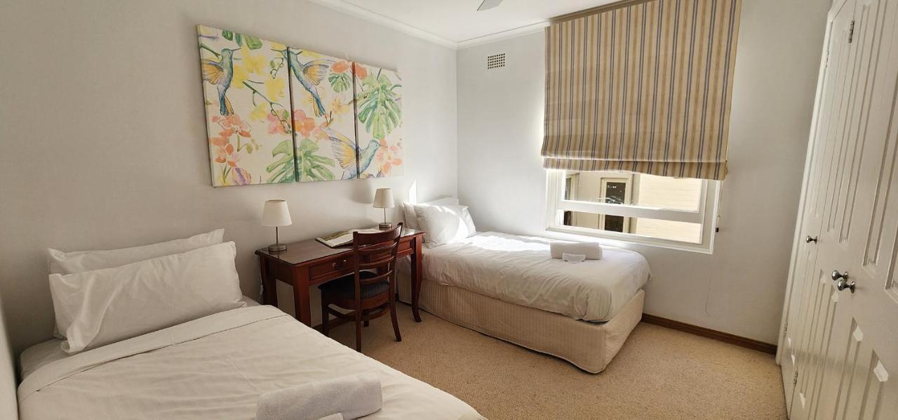 Watch The Sunrise Over Coogee 2 Bedrooms+garage * Sydney