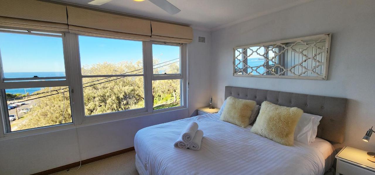 Apartment Watch The Sunrise Over Coogee 2 Bedrooms+garage Sydney