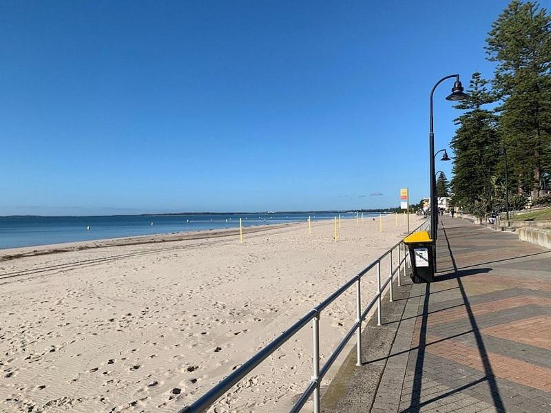 South Bay Rooma And Airport * Sydney