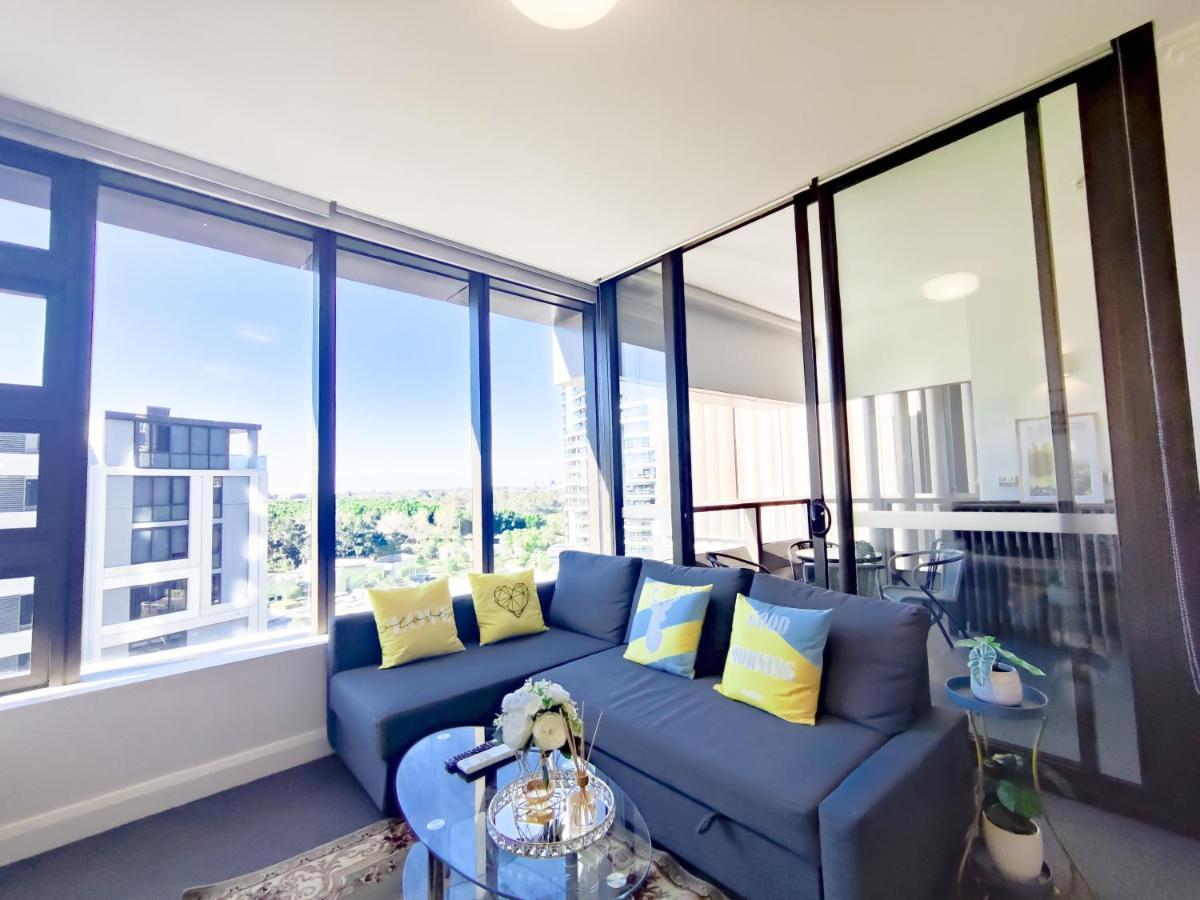 Comfy & Bright 1 Bed Olympic Apartment *