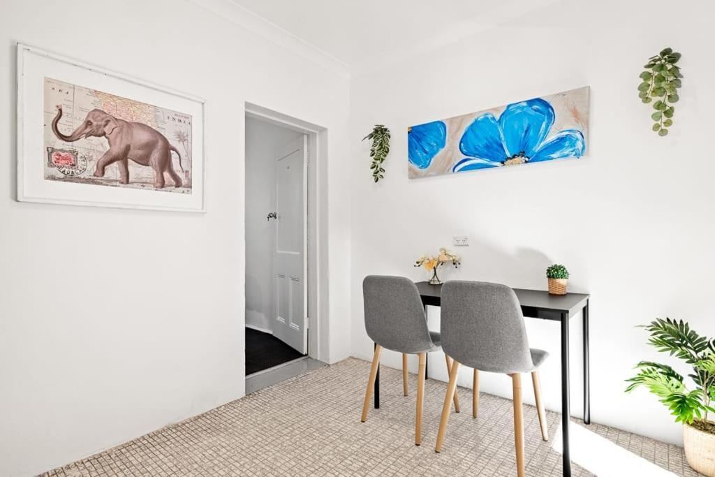 Premier Queen - Private - Prime Spot * Sydney