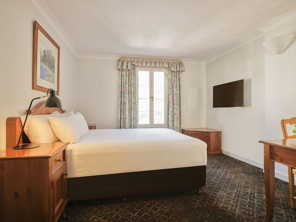 Rendezvous The Rocks Hotel