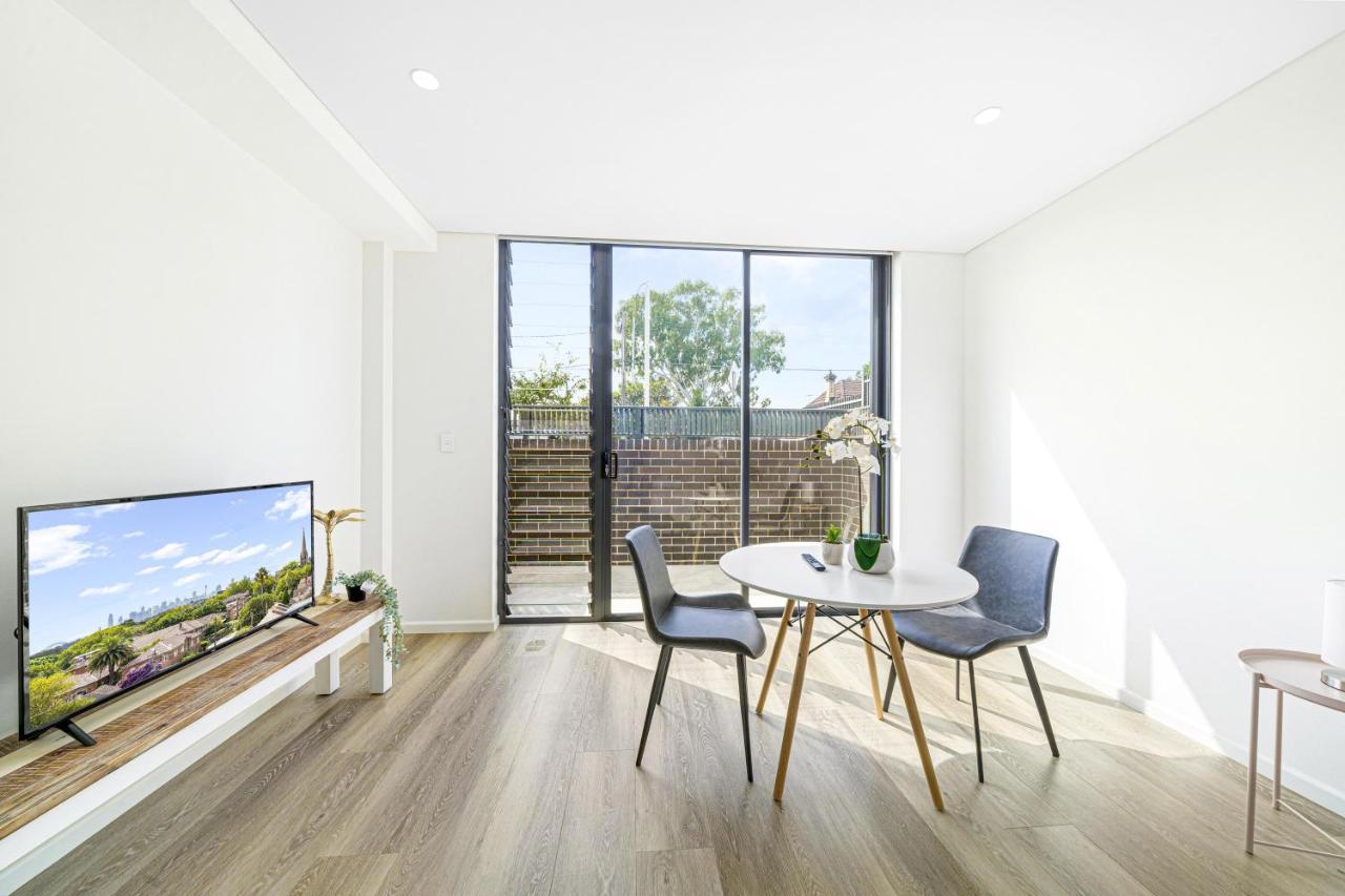 Peaceful In Summer Hill Sydney