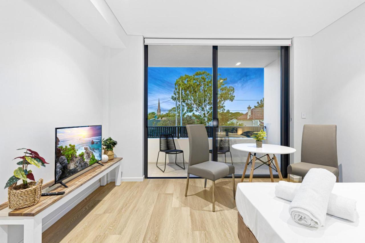 Peaceful In Summer Hill Apartment *