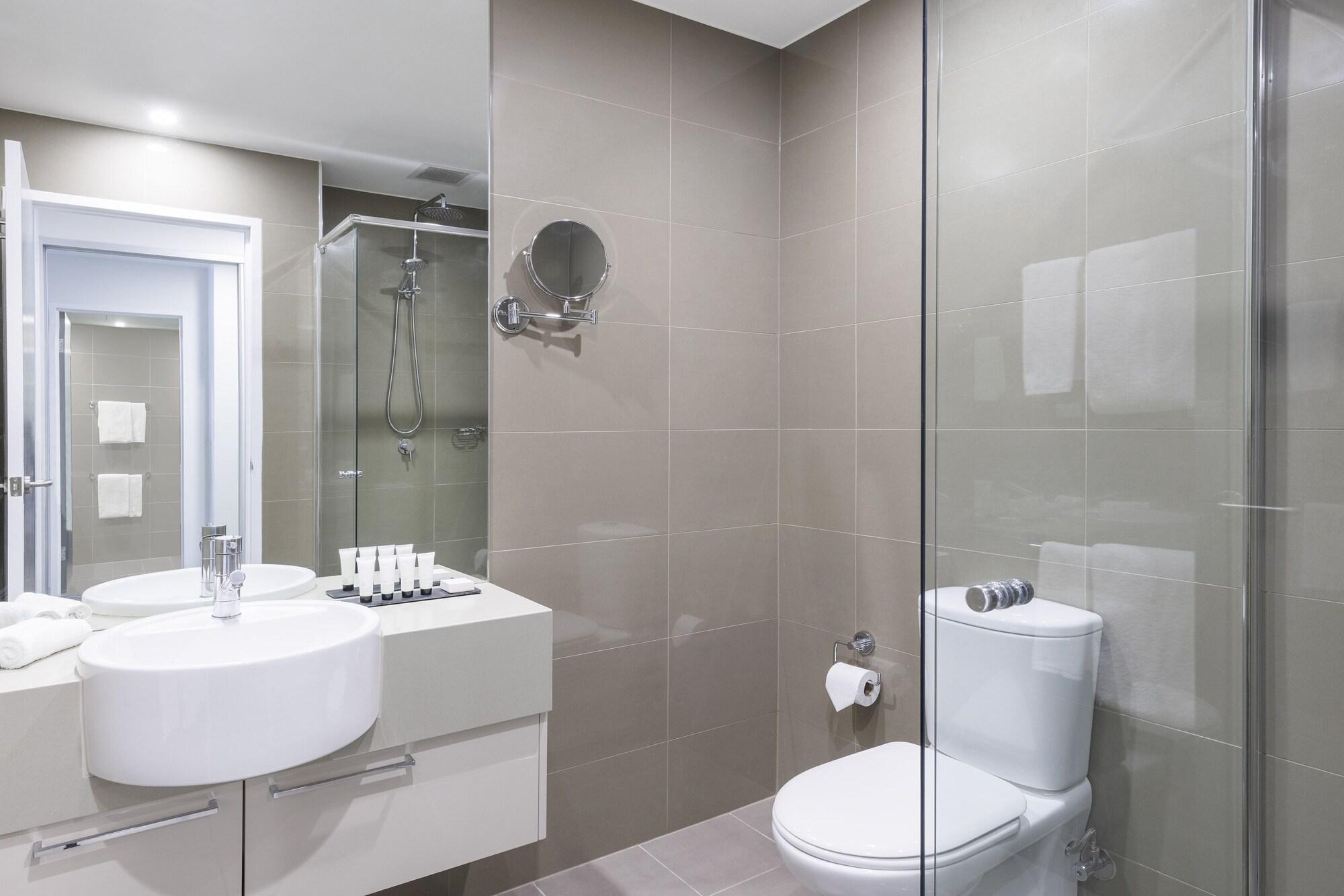 Holiday & Bondi Junction Aparthotel 4*