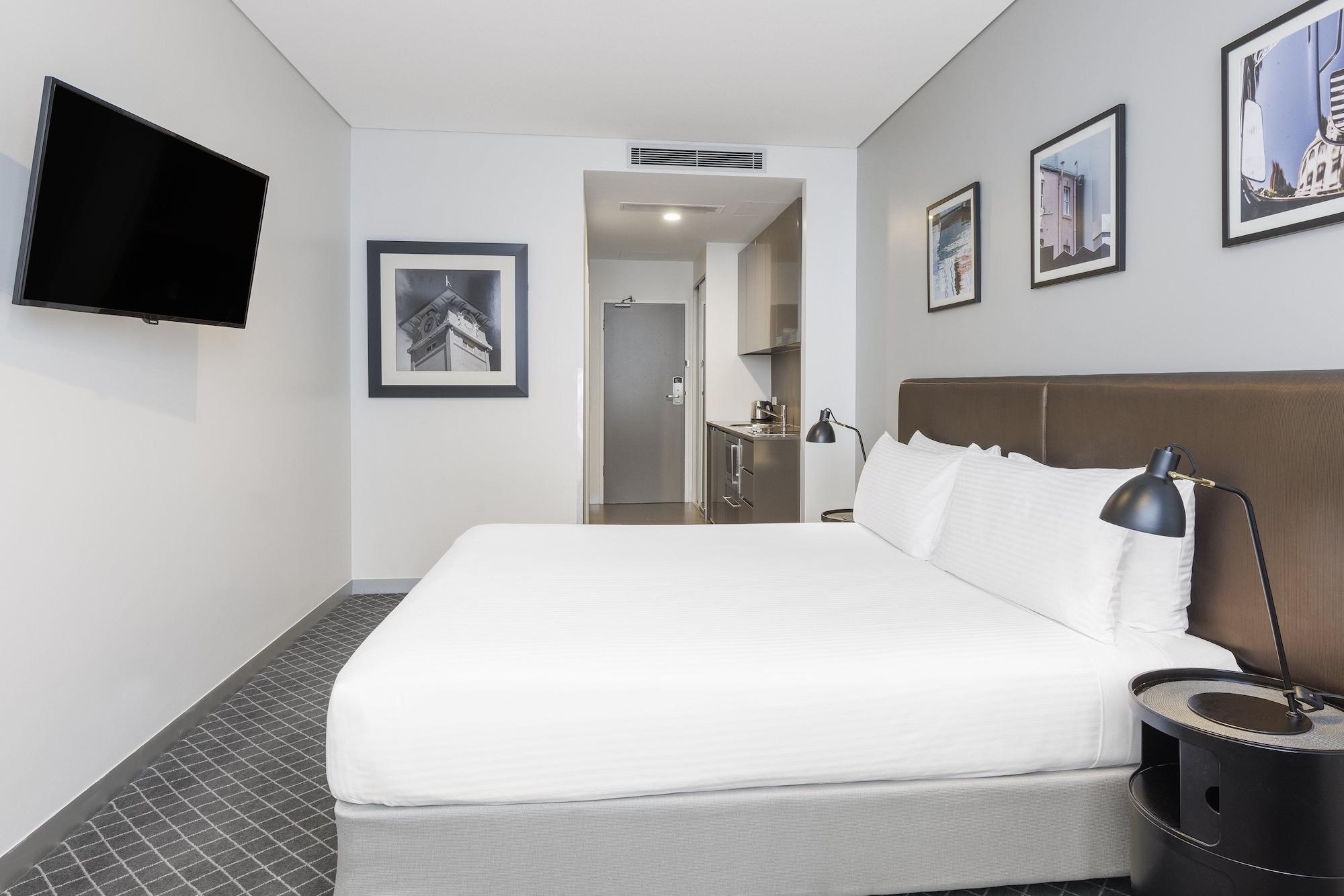 Aparthotel Holiday & Bondi Junction Sydney