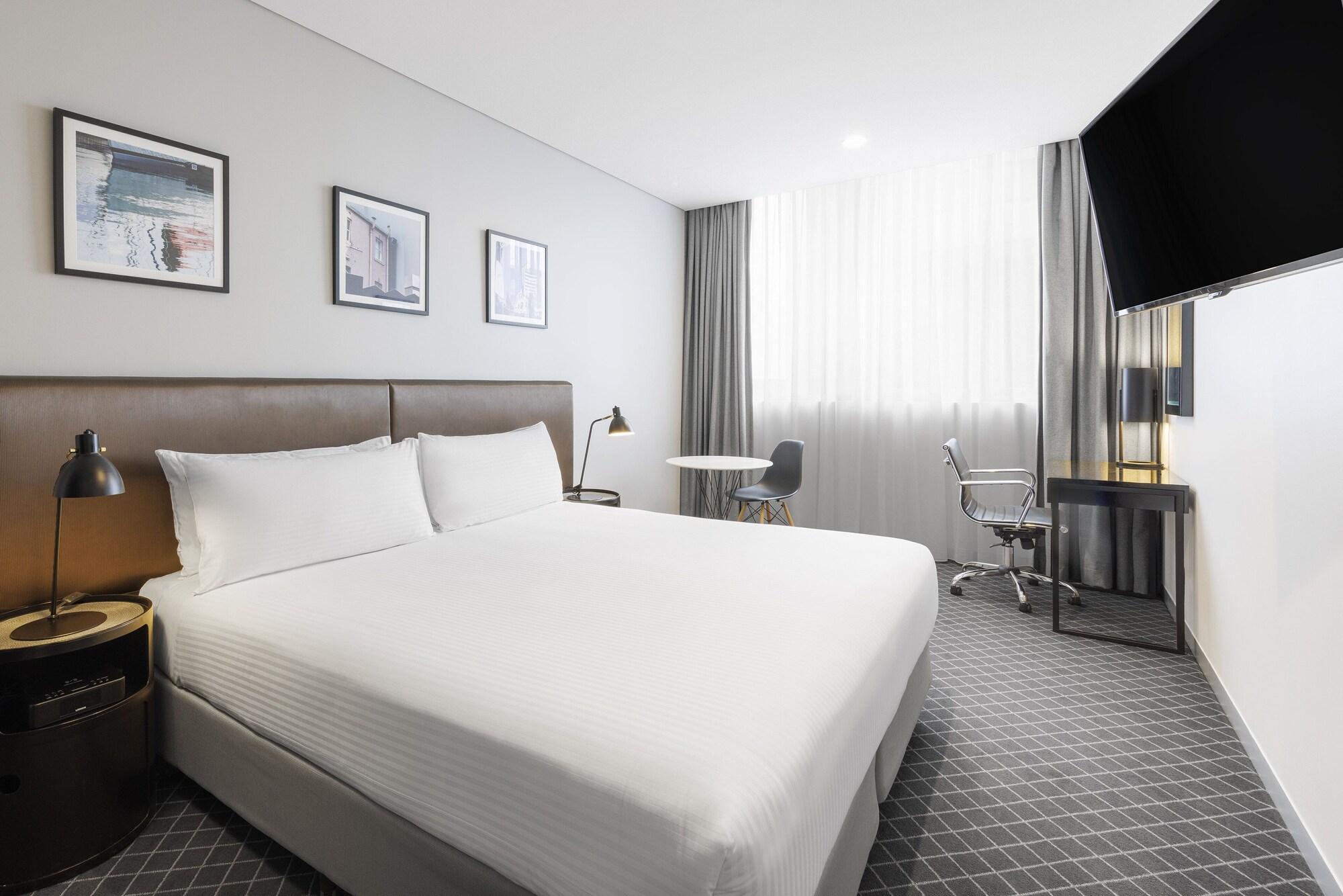 Holiday & Bondi Junction Aparthotel 4*