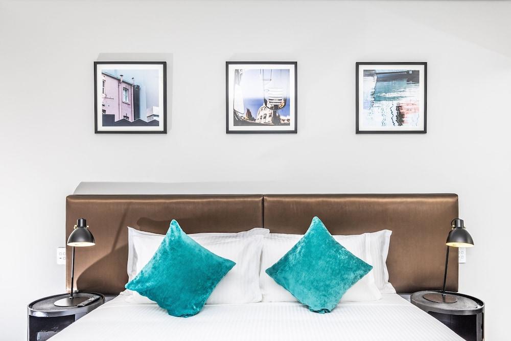 Holiday & Bondi Junction Aparthotel