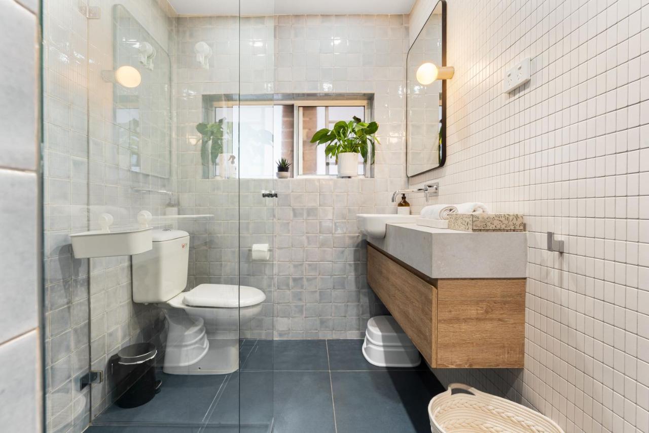 Luxe 2br With Smart Tv Steps From Bondi Apartment