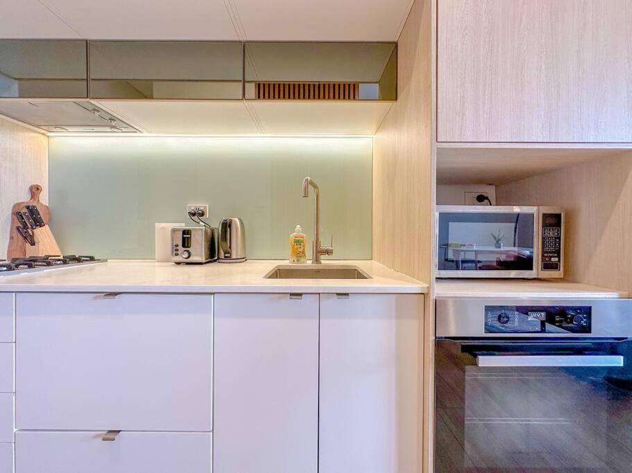Apartment City Living Made Easy 1 Bed Apt In Ashfield Heart