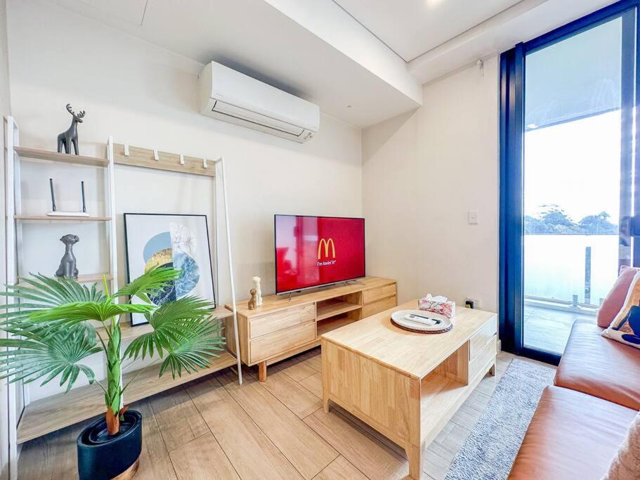 City Living Made Easy 1 Bed Apt In Ashfield Heart Apartment *