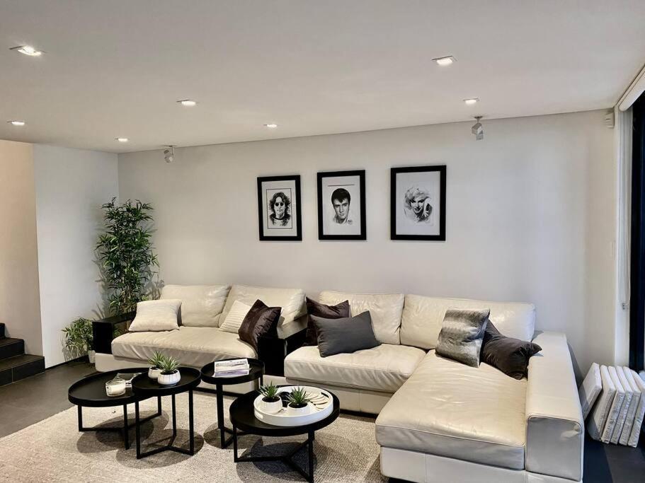 Harbourfront Oasis With Pool, Steps To Vivid And Iconic Sydney Views Bahay bakasyunan *