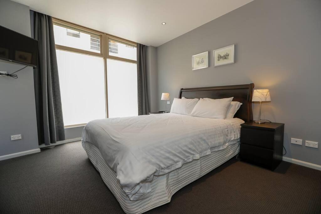 Har 55 3 Bedroom Self-catering Apartment *