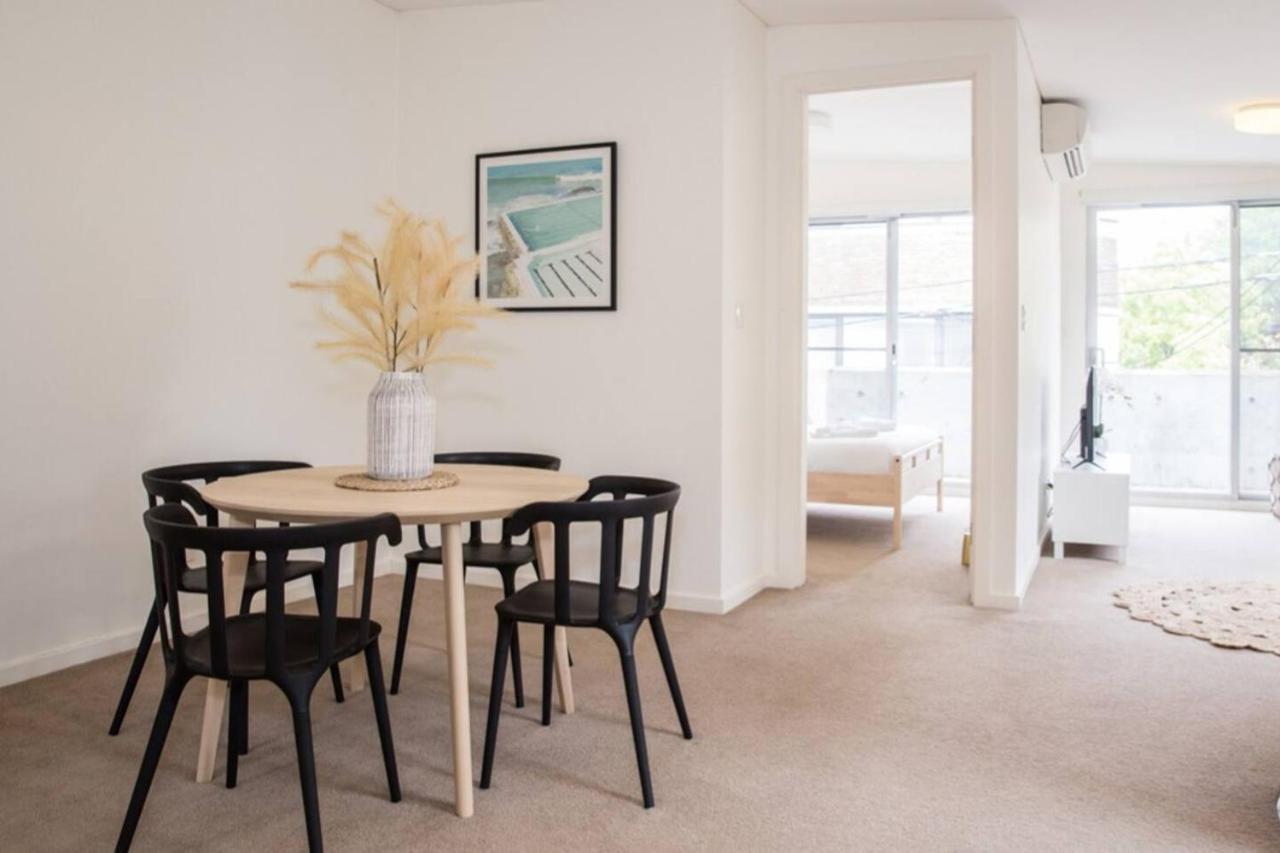 'perfectly Pyrmont' Sun-drenched Nordic Simplicity Apartment Sydney