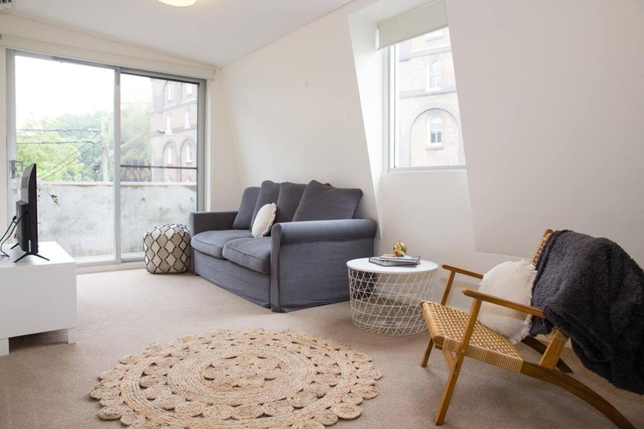 'perfectly Pyrmont' Sun-drenched Nordic Simplicity