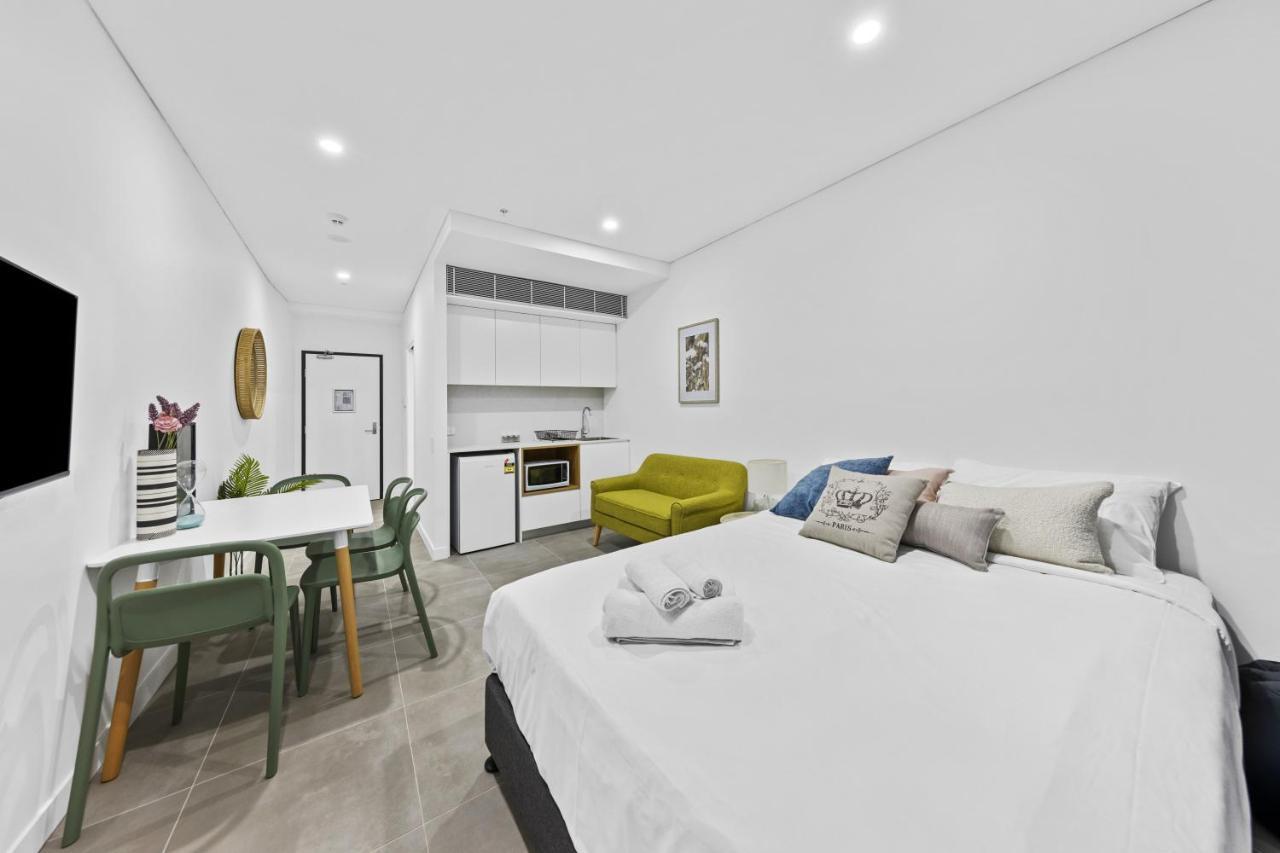 Arthur Bondi Junction No Reception And House Keeping No Sofa Bed Hotel Sydney