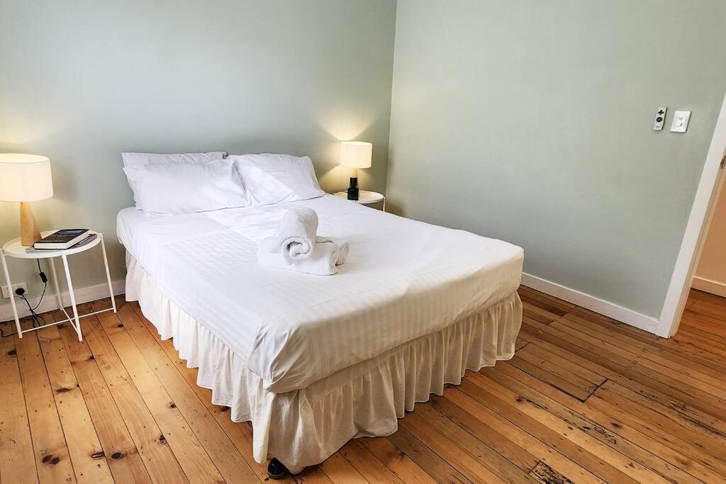 Holiday home Private Bronte Beach House With Ocean Views And Parking Sydney