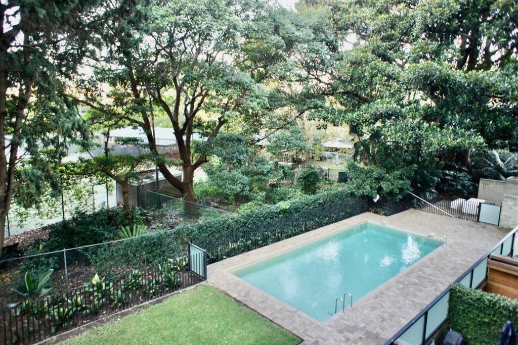 Lovely Refurbished 1 Bed Near Marina + Parking * Sydney