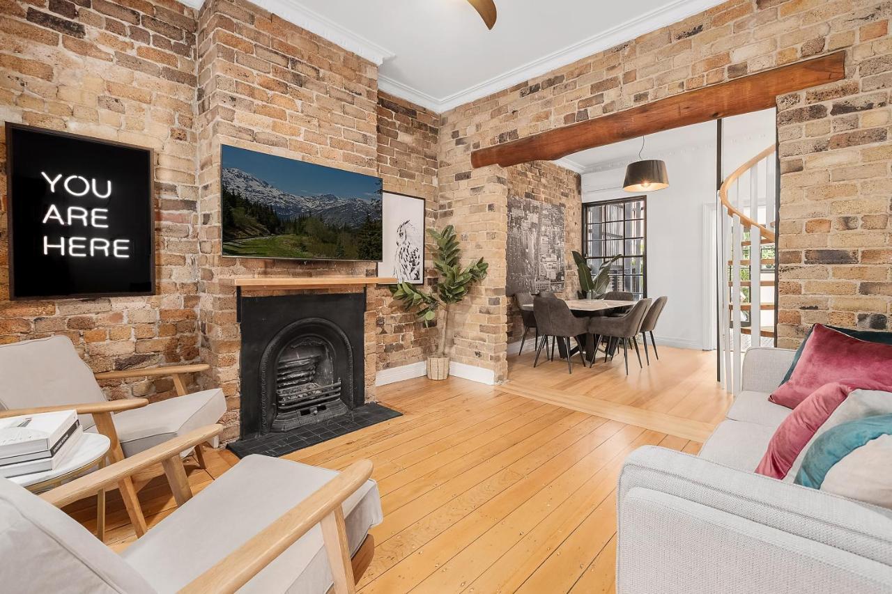 Ultimo L Renovated 2 Bedroom House With Rooftop Balcony Sydney
