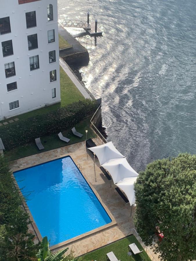 Harbourside Apartment *