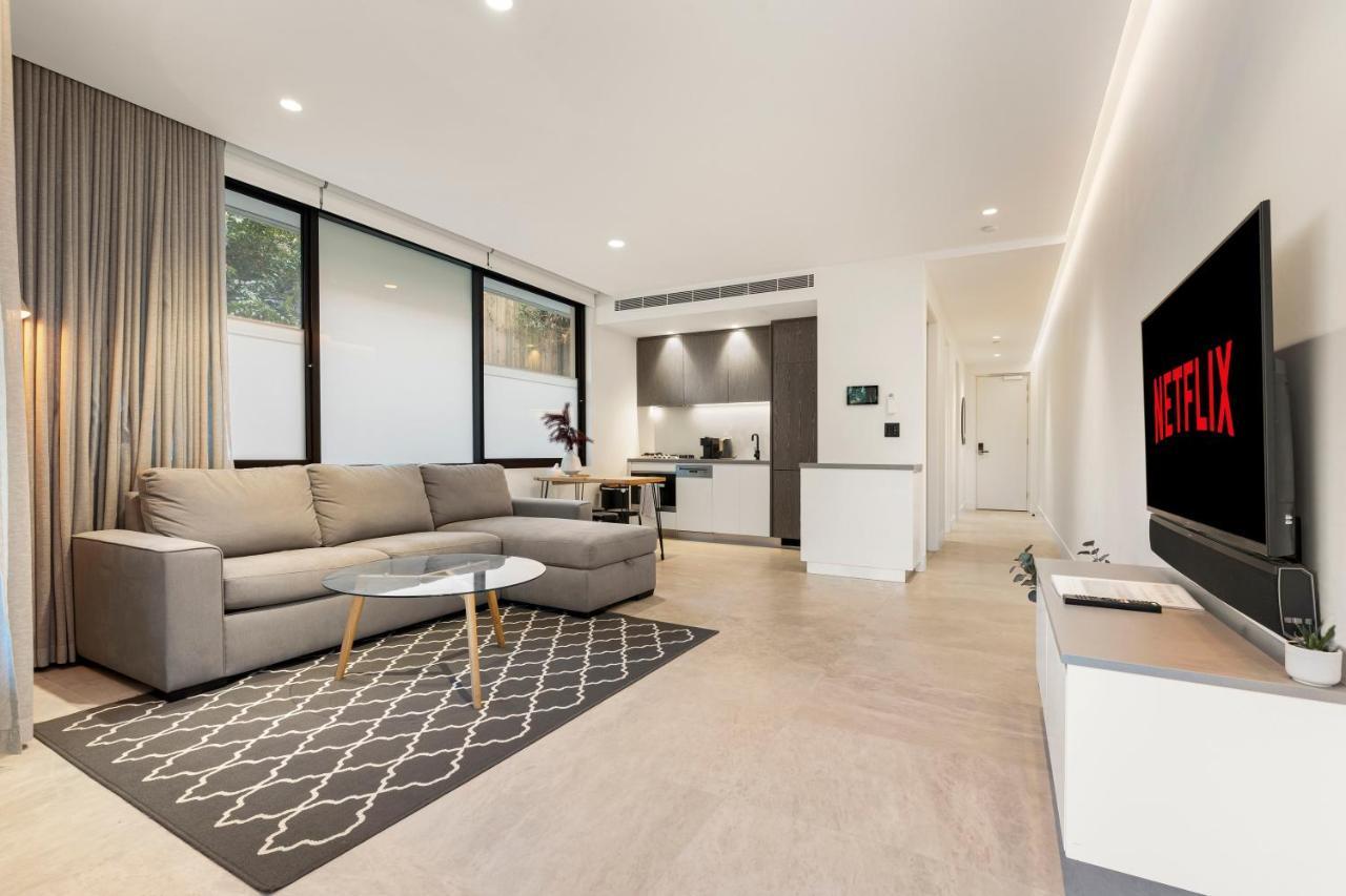 Modern 1br Abode With Courtyard Steps To The *