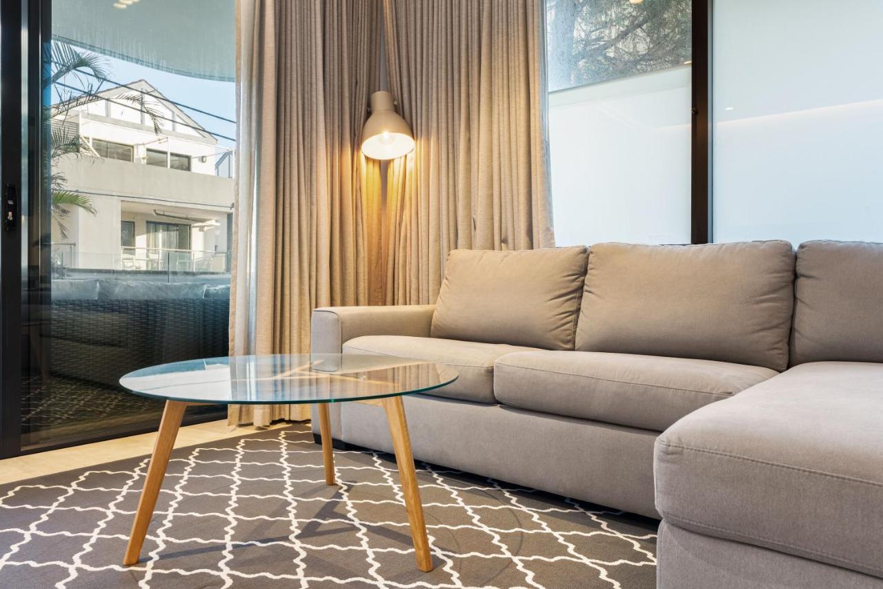 Modern 1br Abode With Courtyard Steps To The Apartment *