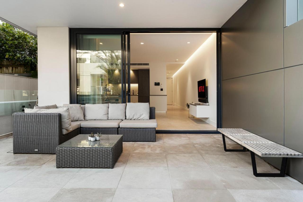 Modern 1br Abode With Courtyard Steps To The