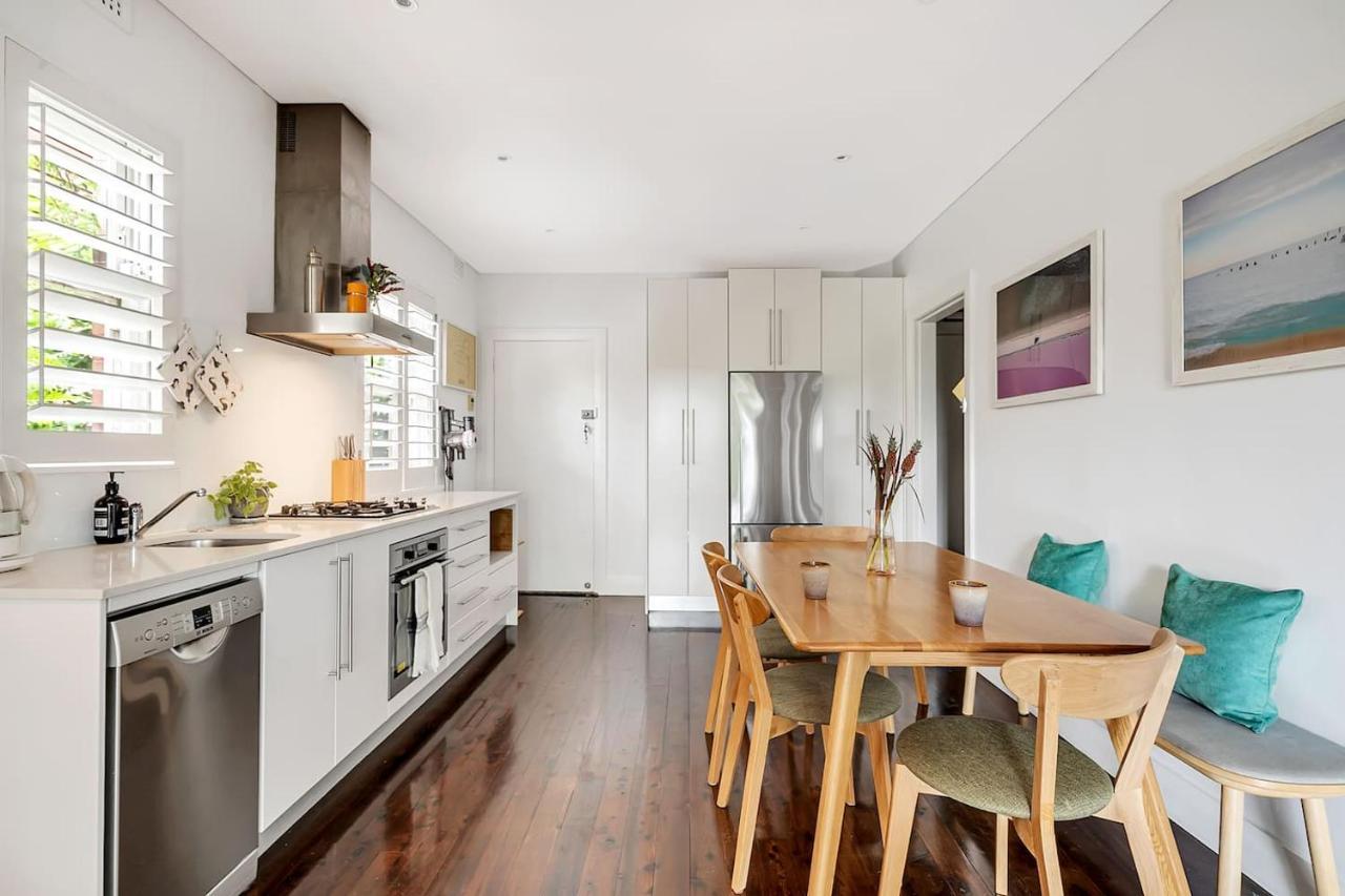 'bronte Beauty' Modern Heritage Style With Balcony *