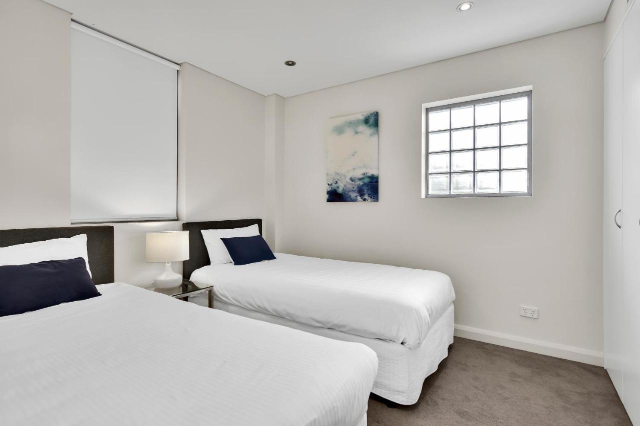 Spacious Two Bedroom - St Leonards Al25 * Sydney