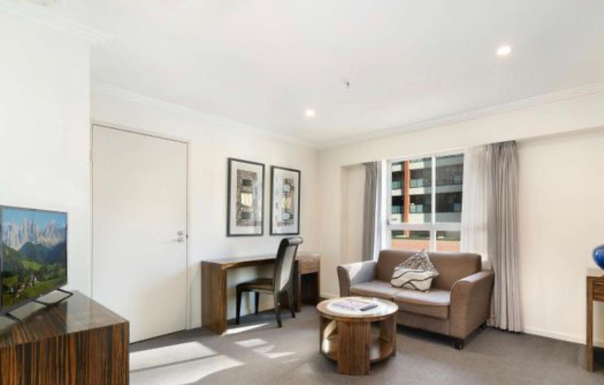 Darling Harbour Apartment