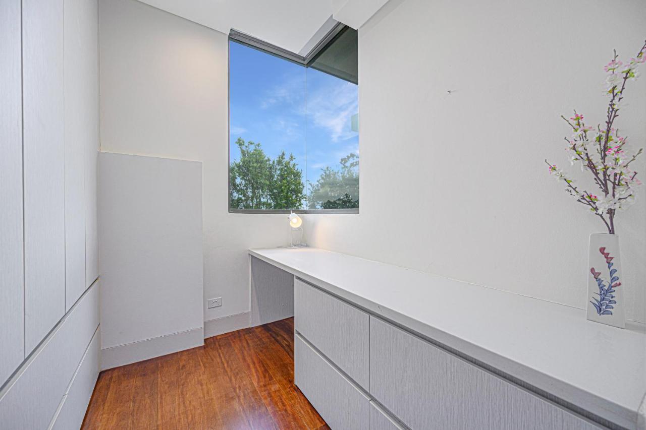 Villa Putney Brand New Luxury House Pool & Waterview