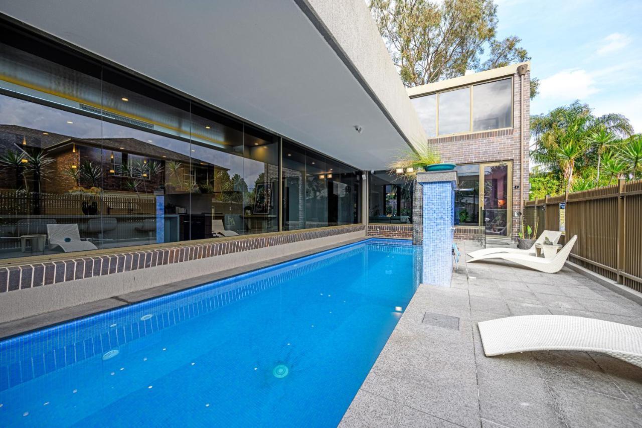 Villa Putney Brand New Luxury House Pool & Waterview