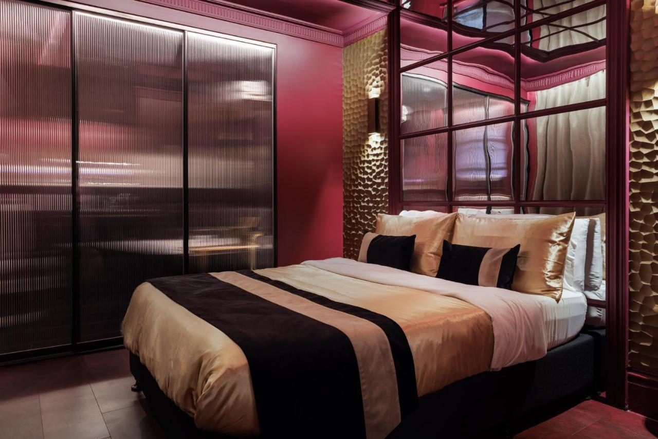 Lovers Den Potts Point Sydney