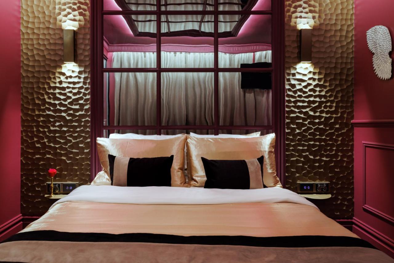 Lovers Den Potts Point *