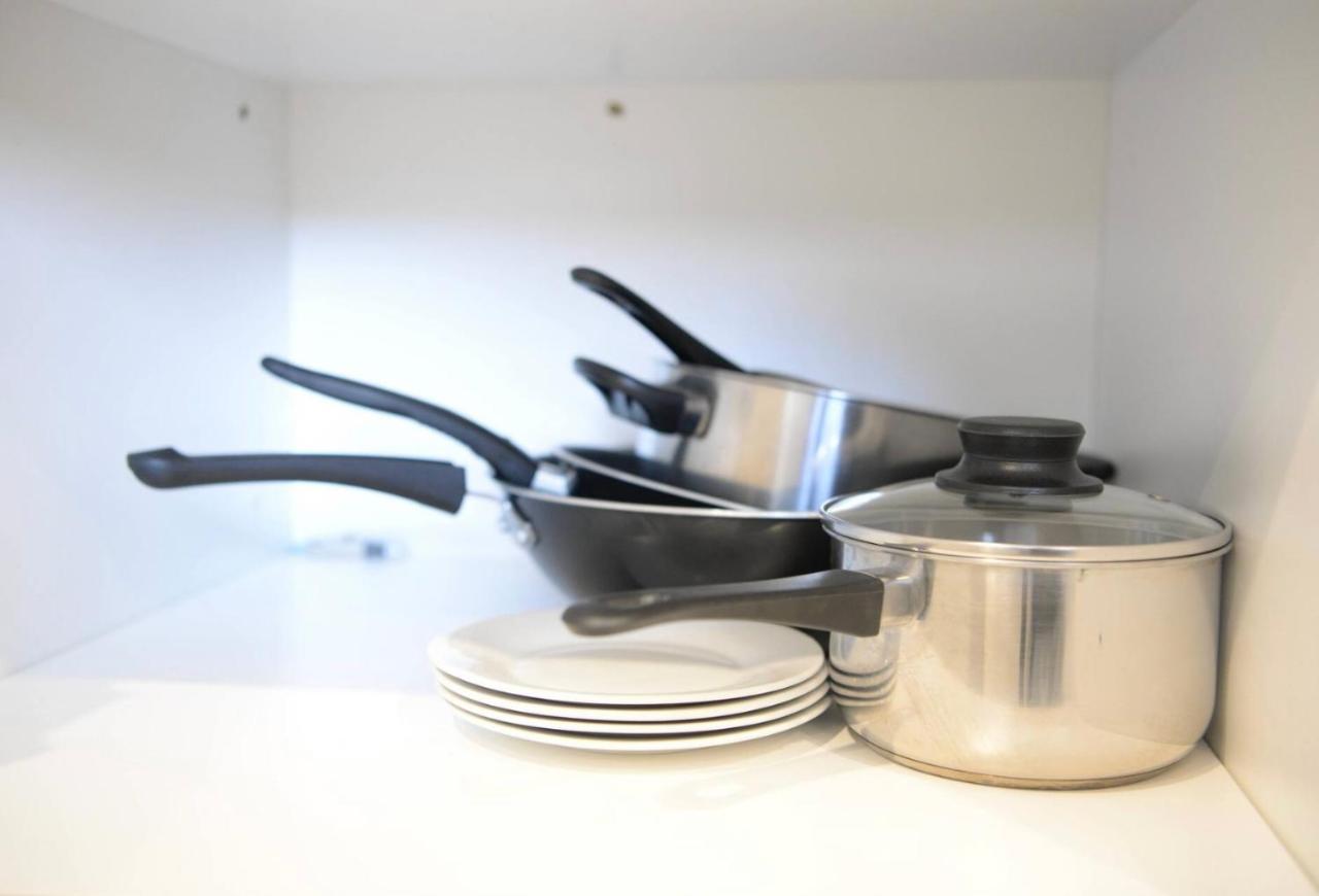 Cbd Best 2br Hyde Park Apartment *
