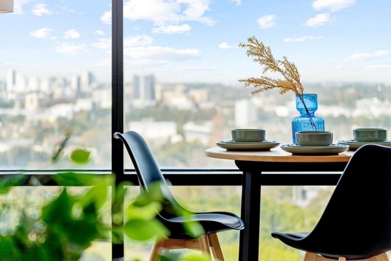 Urban Lifestyle Retreat In Olympic Park * Sydney