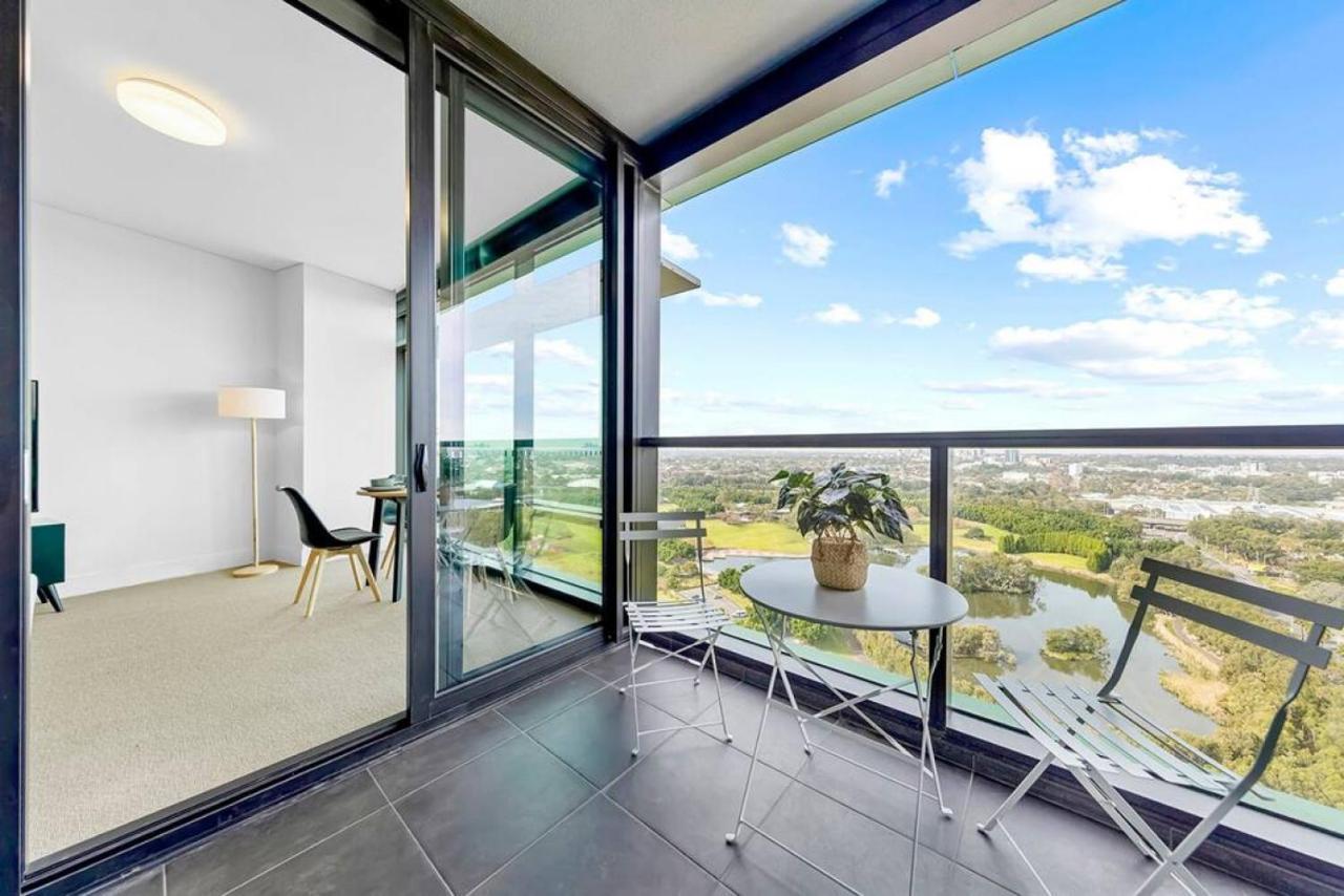 Urban Lifestyle Retreat In Olympic Park * Sydney