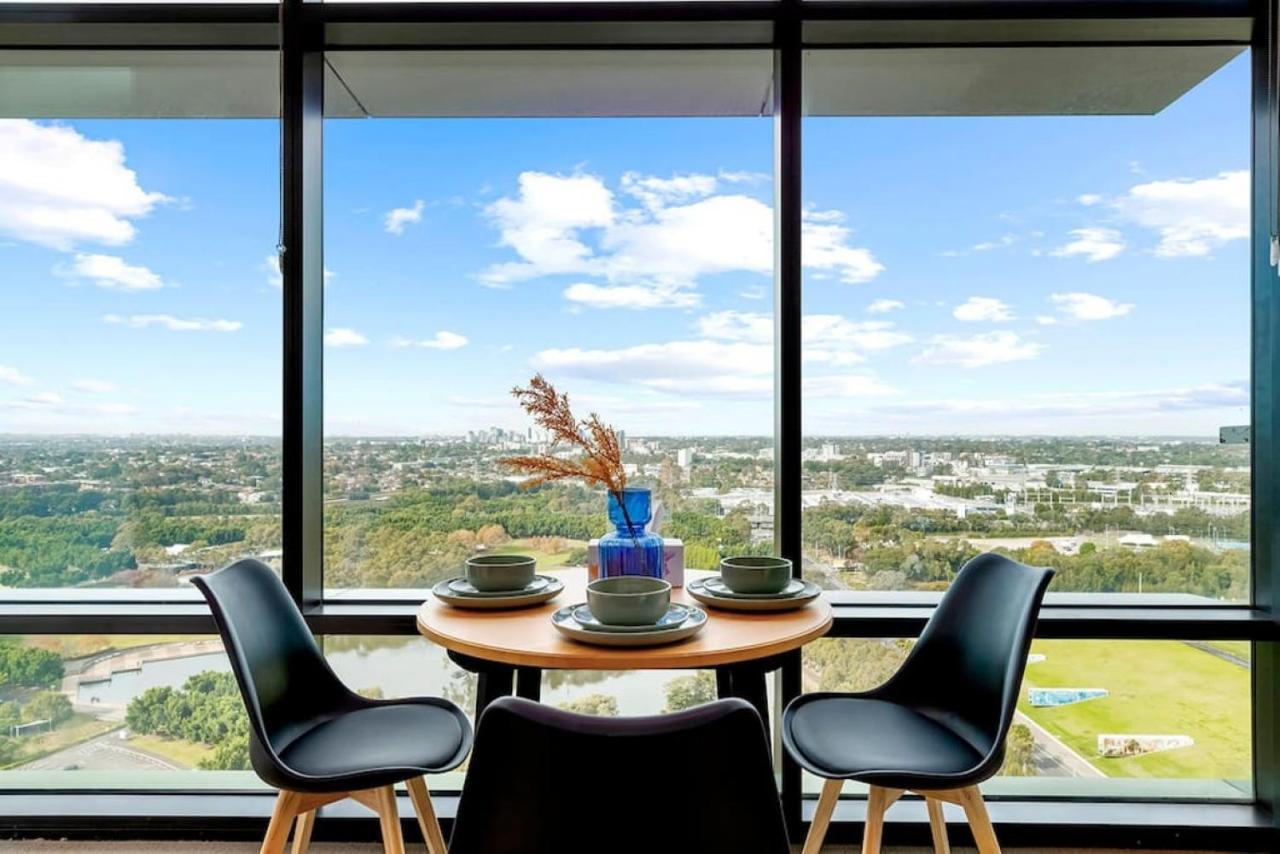 Urban Lifestyle Retreat In Olympic Park * Sydney