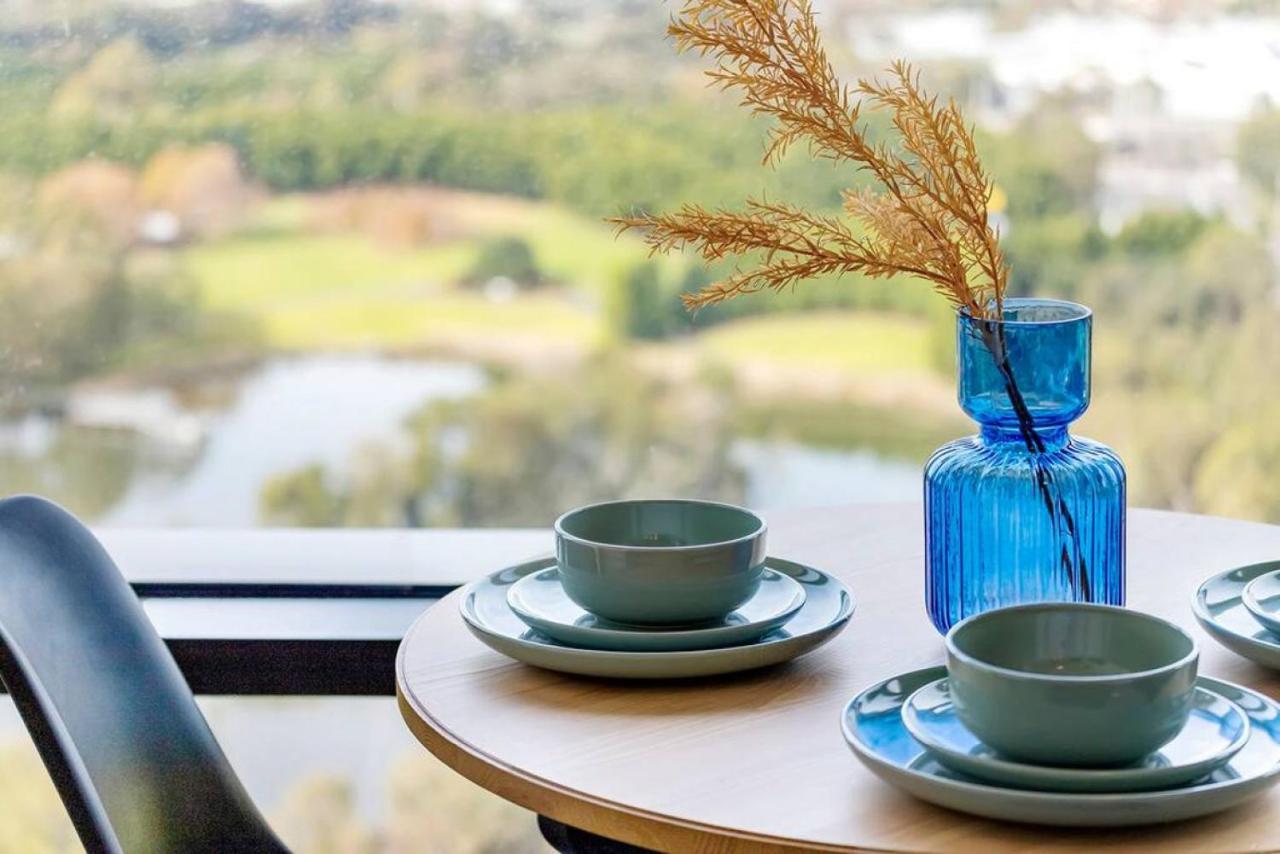Urban Lifestyle Retreat In Olympic Park Sydney