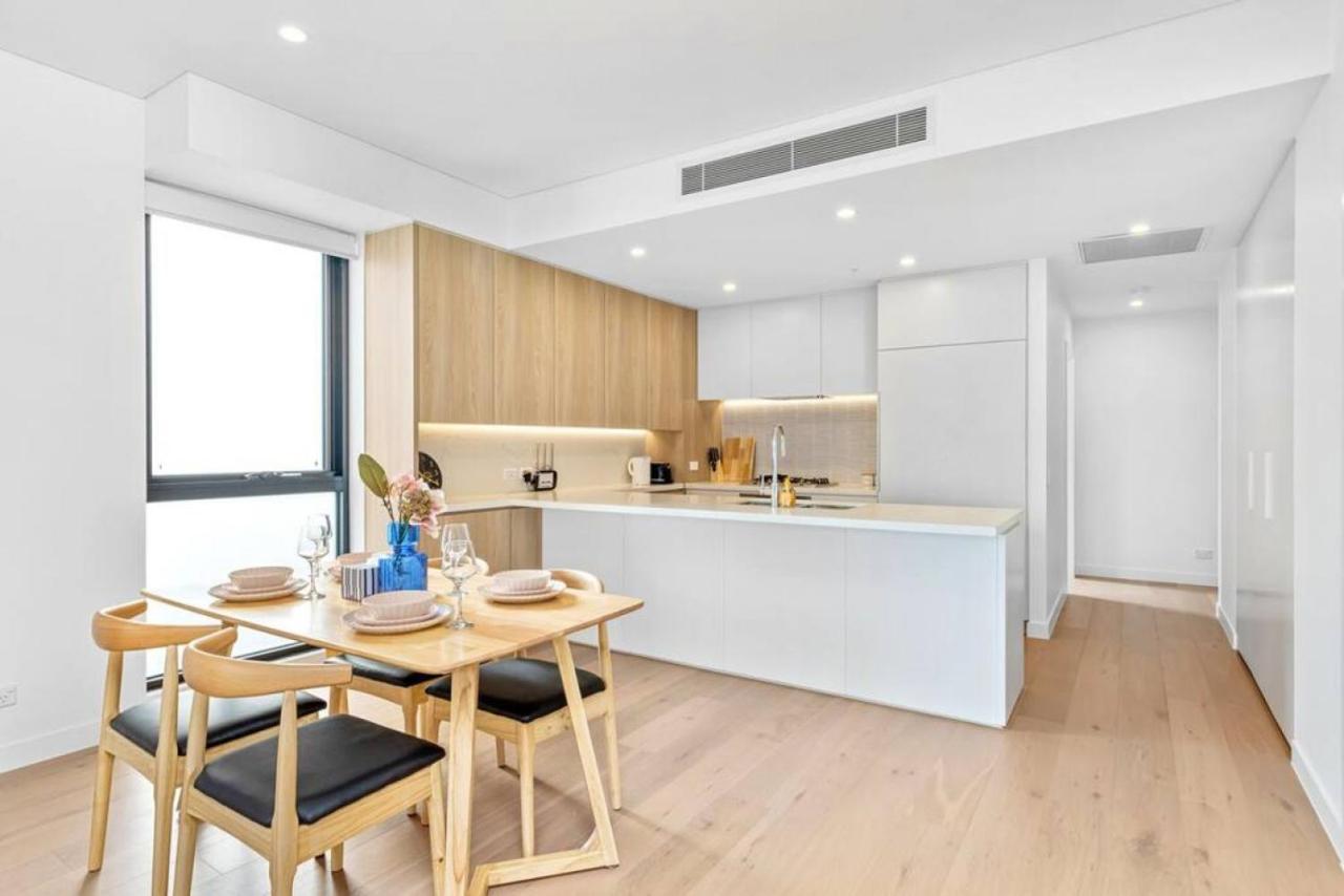 Adorable 2b Near Macquarie Uni *