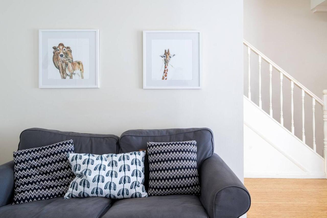 Glenmore Court - Spacious And By The Harbour Ferienhaus Sydney