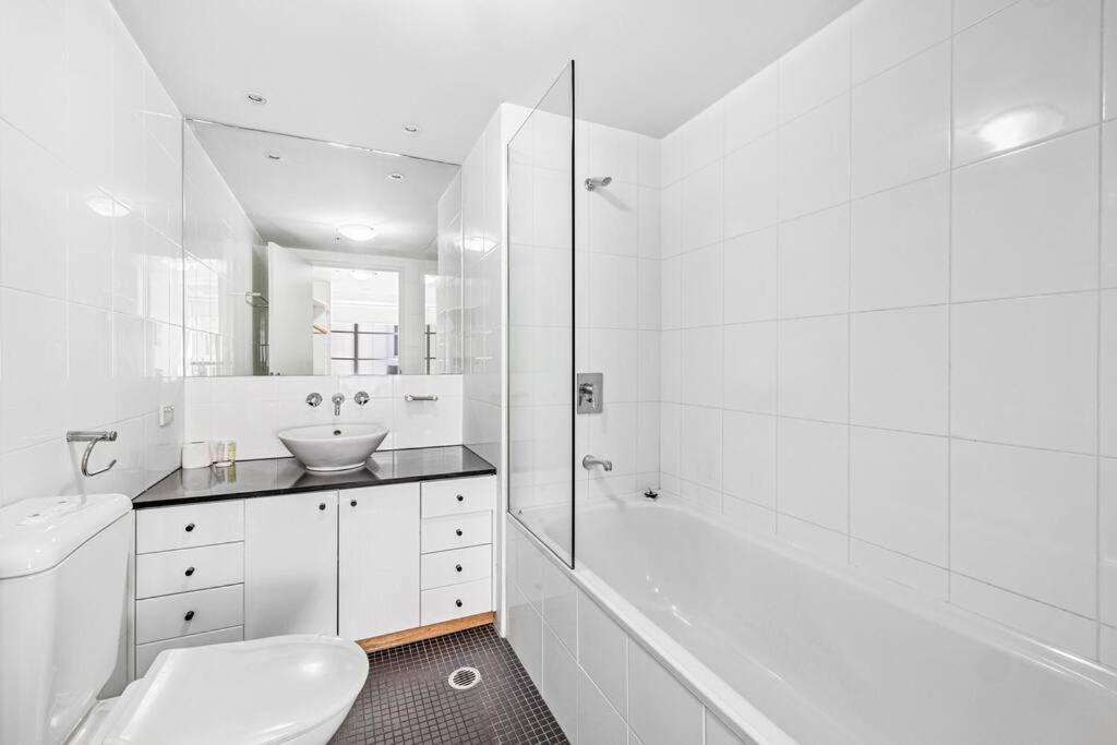 Rex 1006 Self Catering * Sydney